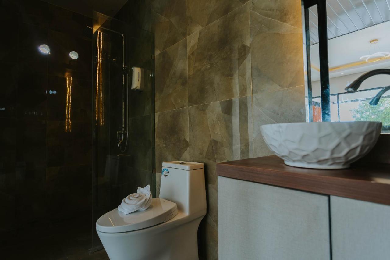 Nirvana Hotel Resort Tetebatu Kültér fotó