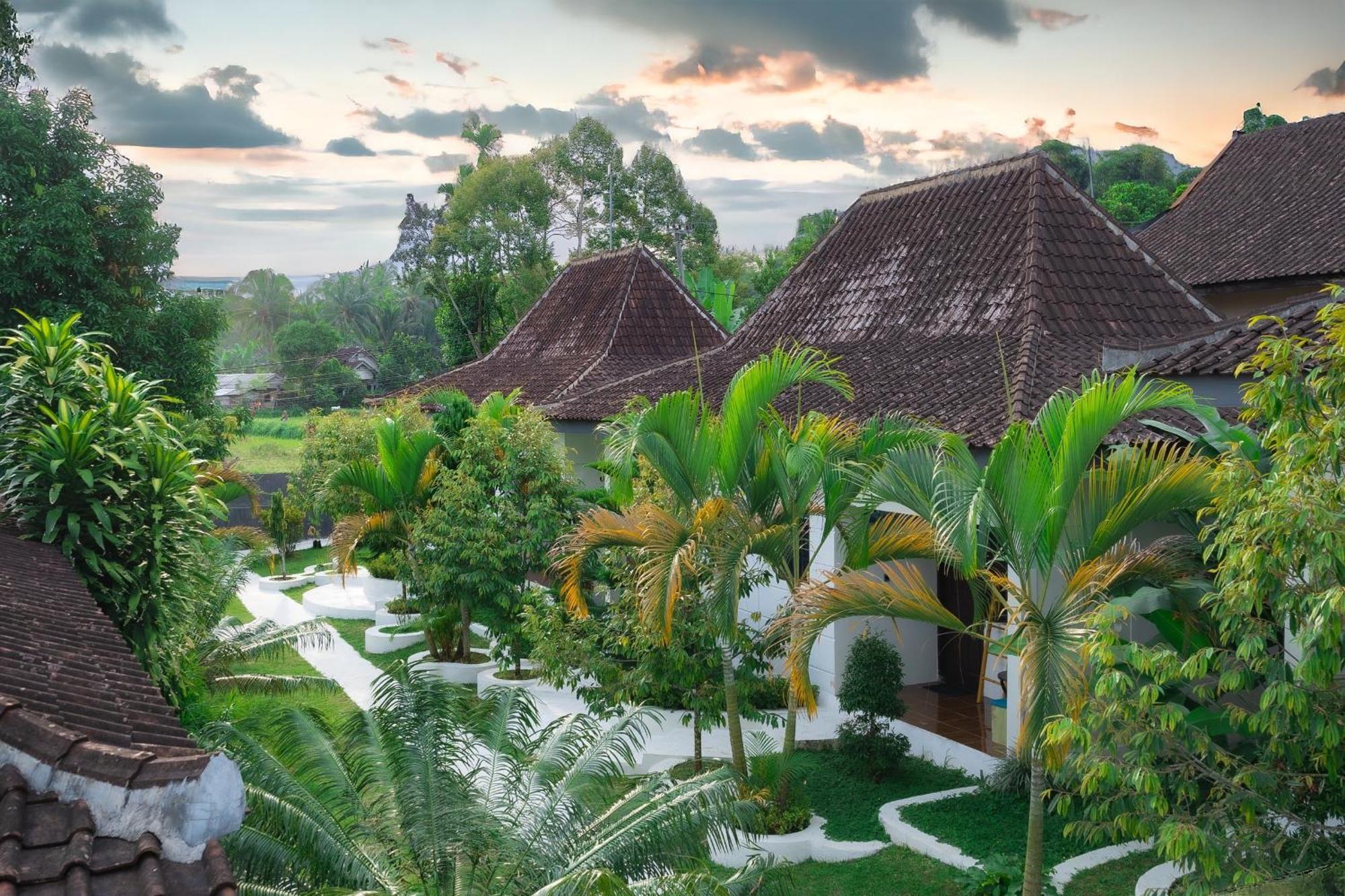 Nirvana Hotel Resort Tetebatu Kültér fotó