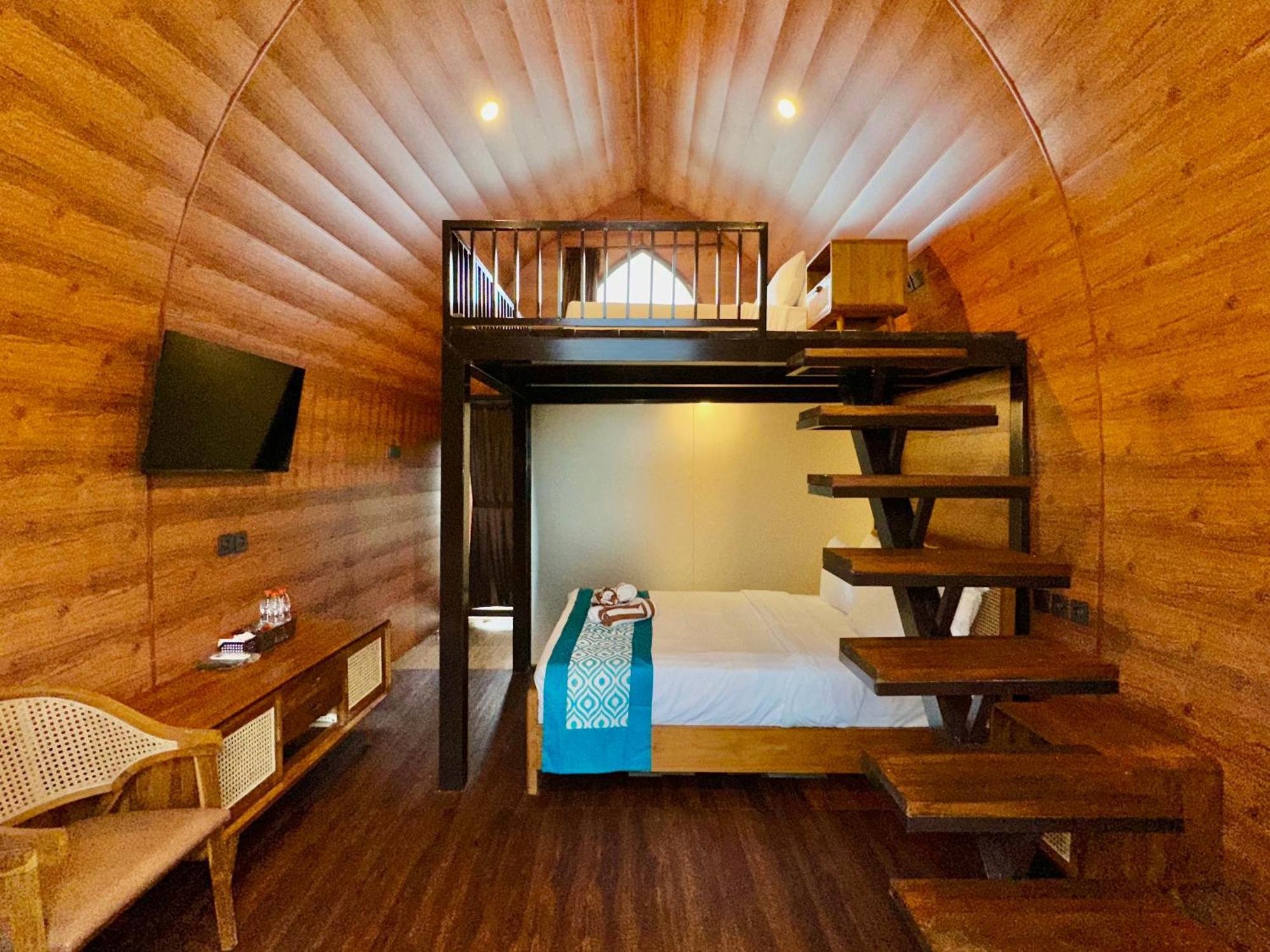 Nirvana Hotel Resort Tetebatu Kültér fotó